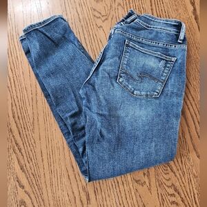 Silver "Sam" Ankle Jeans Size 25.